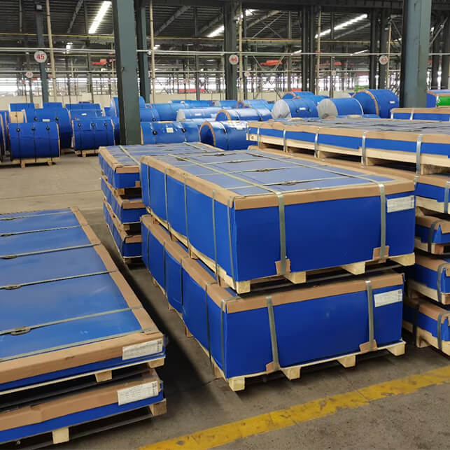 Corrugated plastic sheets for steel protection